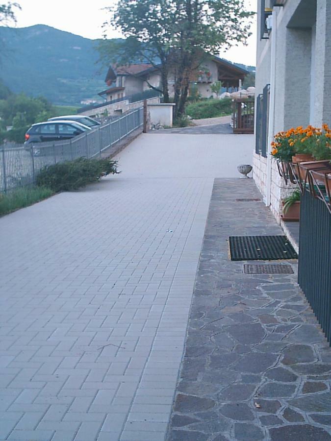 B&B La Pinara Trento Bagian luar foto