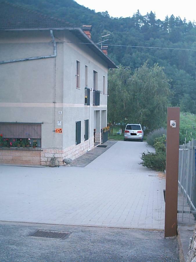B&B La Pinara Trento Bagian luar foto
